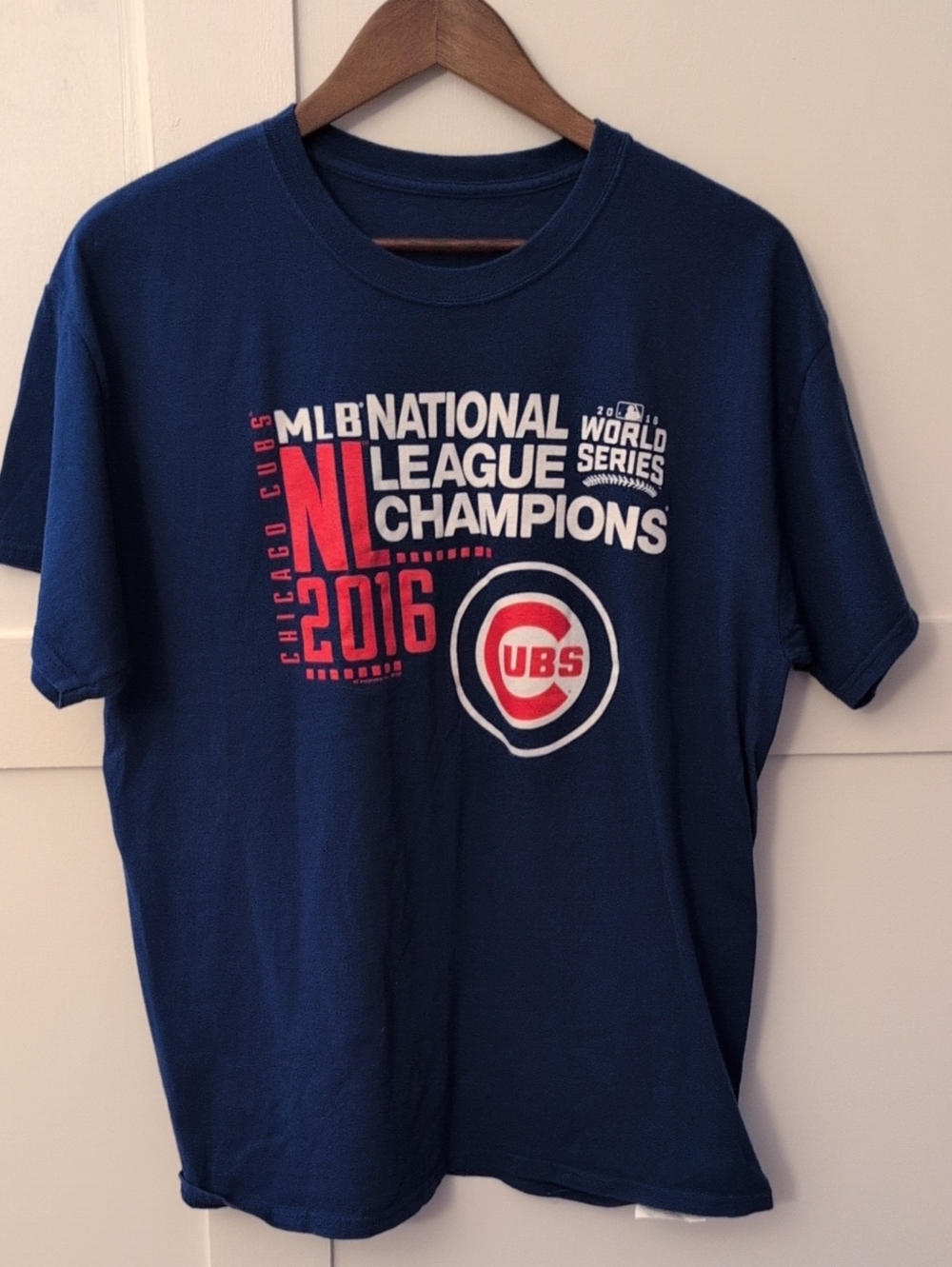 Chicago Cubs Navy 2016 National League Champions Graphic Tee